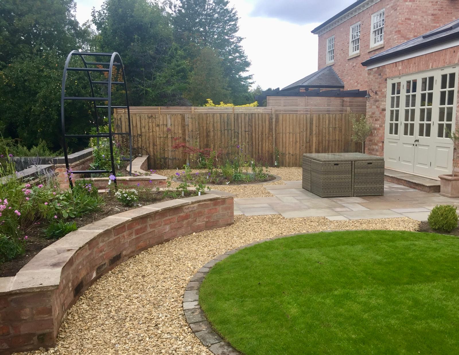 Garden structural elements and finishes