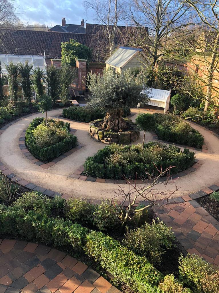 Structural planting with seasonal interest